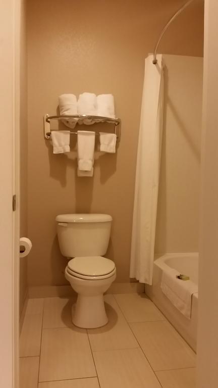 Atria Inn & Suites Three Rivers Room photo