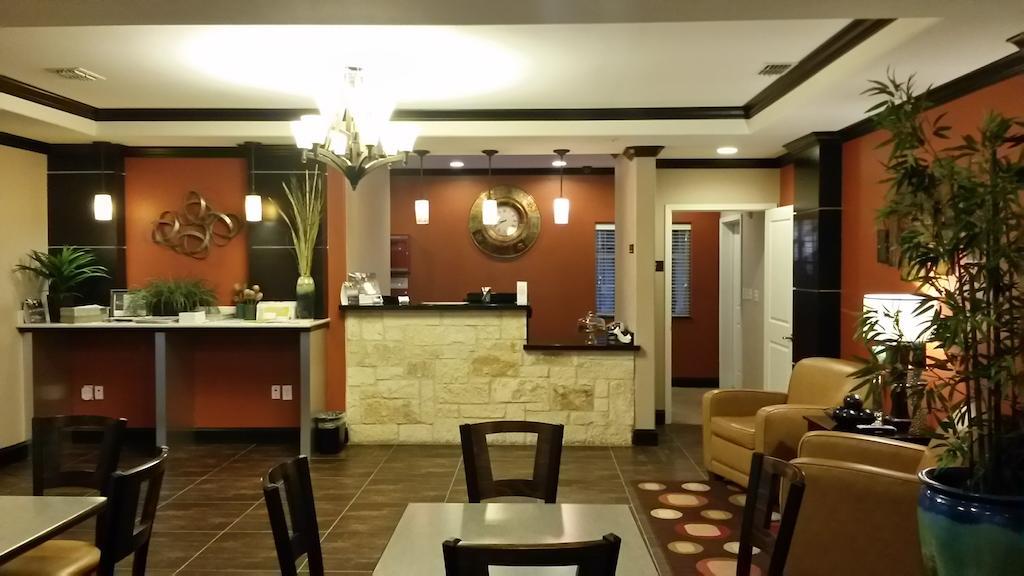Atria Inn & Suites Three Rivers Exterior photo